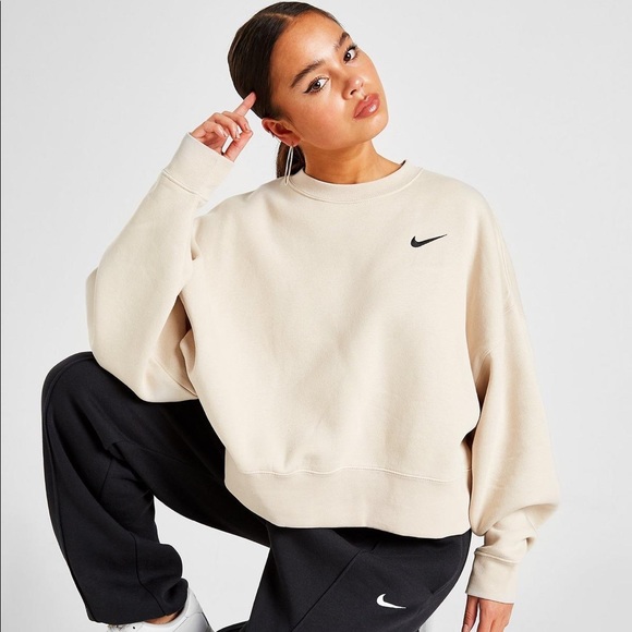 cream color nike crewneck